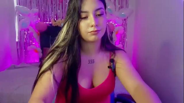 Image 6 of lia_14_ Stream on Chaturbate on 1 month ago