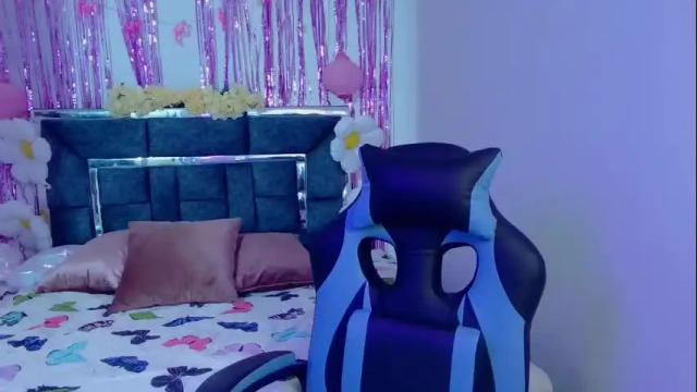 Thumbnail 3, lia_14_'s Stream at Chaturbate, 14 hours ago