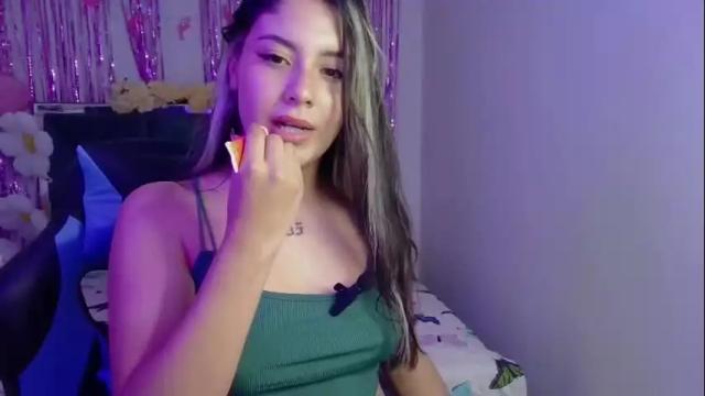 Image 10 of lia_14_ Stream on Chaturbate on 1 month ago