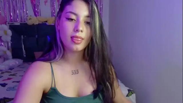 Image 12 of lia_14_ Stream on Chaturbate on 1 month ago