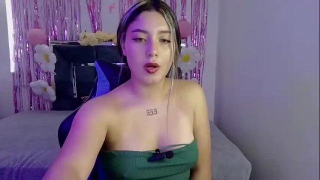 Image 10 of lia_14_ Stream on Chaturbate on 1 month ago
