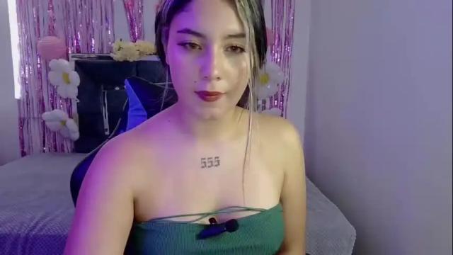 Image 11 of lia_14_ Stream on Chaturbate on 1 month ago
