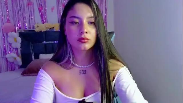 Image 12 of lia_14_ Stream on Chaturbate on 1 month ago
