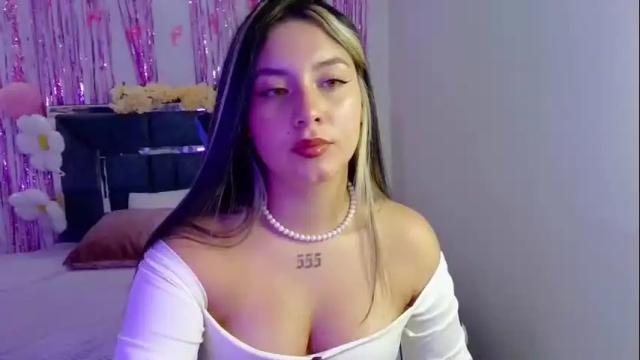 Image 8 of lia_14_ Stream on Chaturbate on 1 month ago