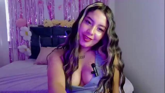 Image 7 of lia_14_ Stream on Chaturbate on 28 days ago