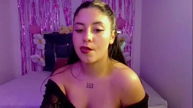 Image 12 of lia_14_ Stream on Chaturbate on 18 days ago