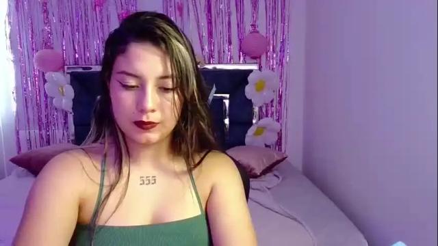Image 10 of lia_14_ Stream on Chaturbate on 5 days ago