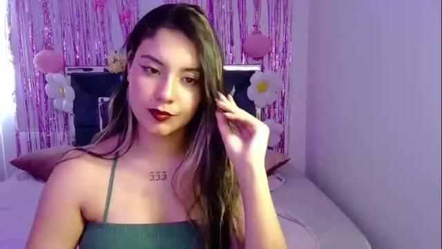 Image 6 of lia_14_ Stream on Chaturbate on 5 days ago