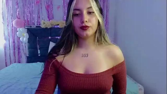 Image 3 of lia_14_ Stream on Chaturbate on 1 day ago