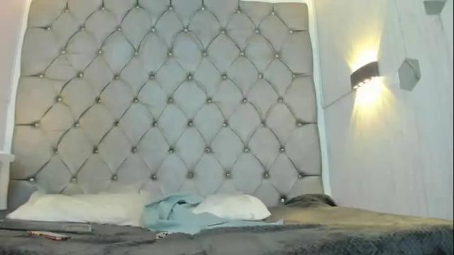 Image 3 of lia_angels Stream on Chaturbate on 1 month ago