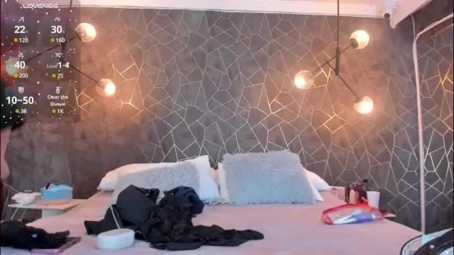 Image 7 of lia_angels Stream on Chaturbate on 3 months ago