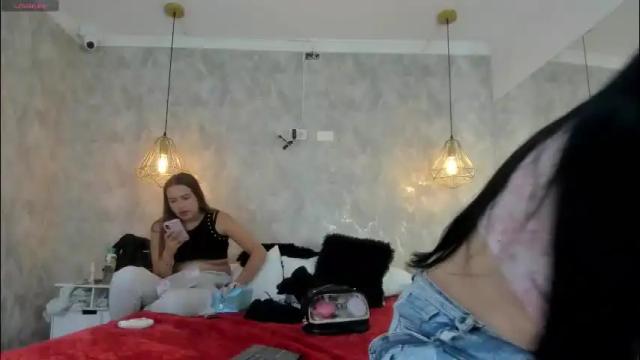 Image 11 of lia_angels Stream on Chaturbate on 2 months ago