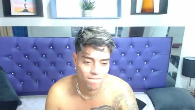 Image 6 of lia_damian Stream on Chaturbate on 19 months ago