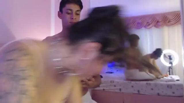 Image 7 of lia_damiian Stream on Chaturbate on 25 months ago