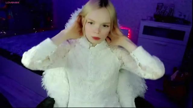 Image 7 of lia_girlnextdoor Stream on Chaturbate on 18 months ago