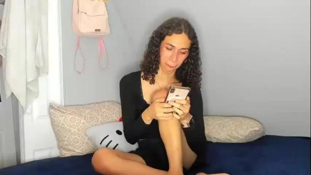 Image 8 of lia_hdz Stream on Chaturbate on 28 days ago