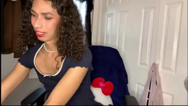Image 10 of lia_hdz Stream on Chaturbate on 1 month ago