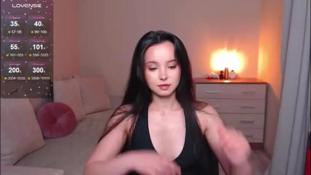 Image 4 of lia_hetty Stream on Chaturbate on 2 months ago