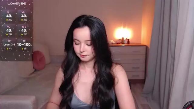Image 8 of lia_hetty Stream on Chaturbate on 2 months ago