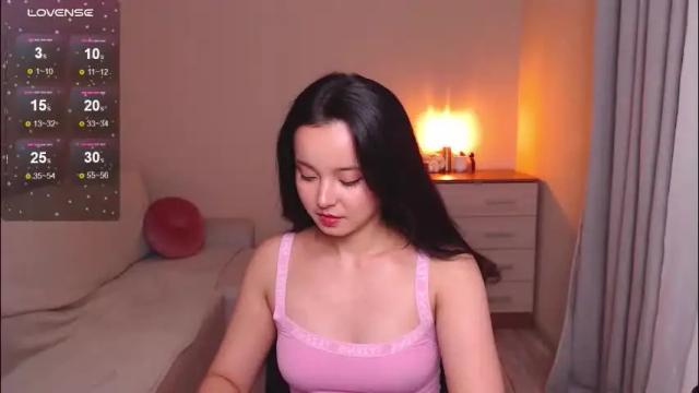 Image 12 of lia_hetty Stream on Chaturbate on 1 month ago
