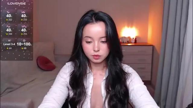 Image 10 of lia_hetty Stream on Chaturbate on 1 month ago