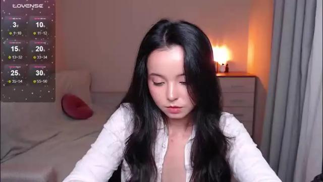 Image 11 of lia_hetty Stream on Chaturbate on 1 month ago