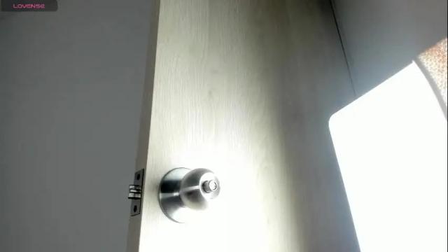 Image 7 of lia_jacobs Stream on Chaturbate on 29 days ago