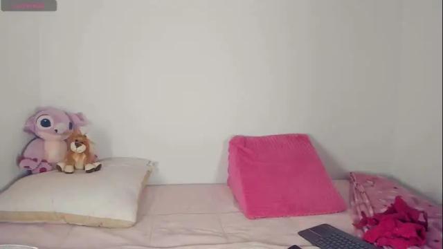 Image 7 of lia_jacobs Stream on Chaturbate on 19 days ago