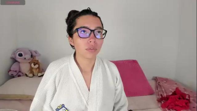 Image 8 of lia_jacobs Stream on Chaturbate on 19 days ago