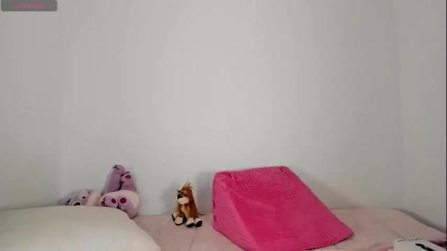 Image 7 of lia_jacobs Stream on Chaturbate on 11 days ago