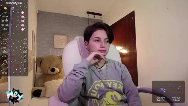 Image 6 of lia_lenoox Stream on Chaturbate on 28 months ago