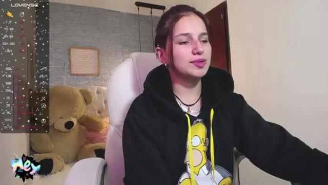 Image 12 of lia_lenoox Stream on Chaturbate on 27 months ago