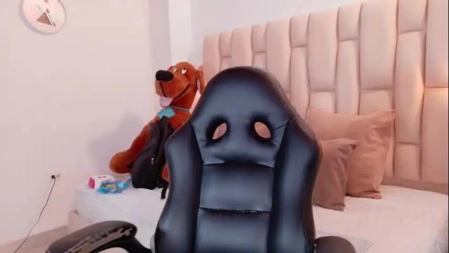 Image 8 of lia_mariana Stream on Chaturbate on 12 days ago