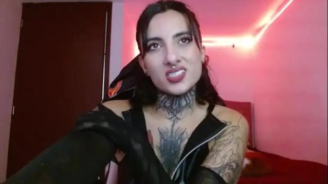 Image 11 of lia_miss2 Stream on Chaturbate on 14 days ago