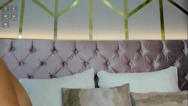Image 2 of lia_myars Stream on Chaturbate on 5 months ago