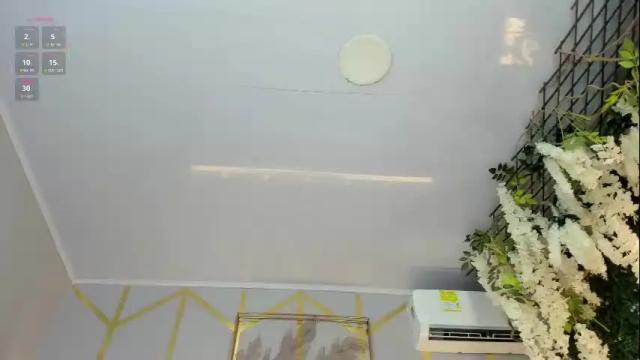 Image 2 of lia_myars Stream on Chaturbate on 4 months ago
