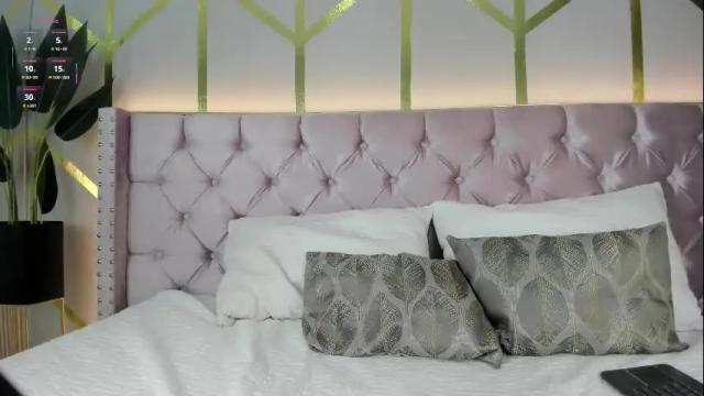 Image 4 of lia_myars Stream on Chaturbate on 3 months ago