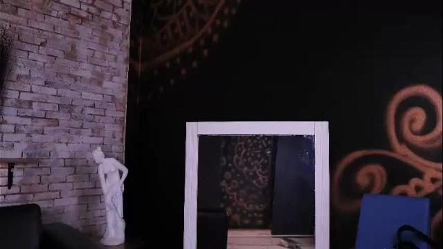 Image 10 of lia_owo Stream on Chaturbate on 16 days ago