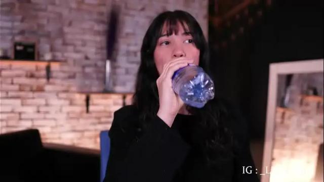Image 4 of lia_owo Stream on Chaturbate on 8 days ago
