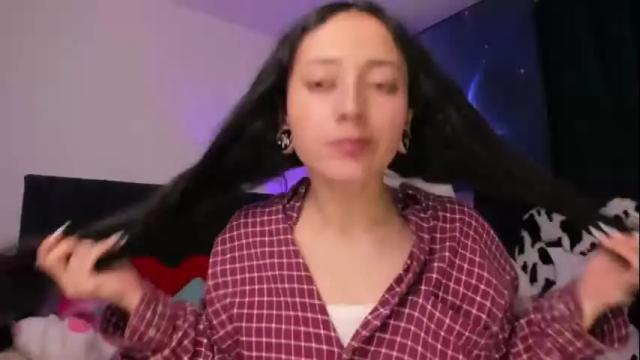 Thumbnail 1, lia_queen610's Stream at Chaturbate, 26 days ago