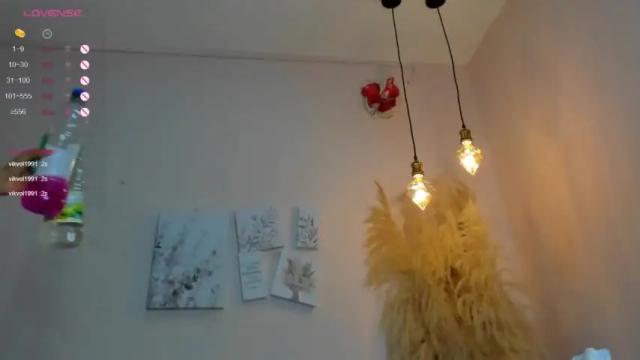 Image 7 of lia_smiith1 Stream on Chaturbate on 15 months ago