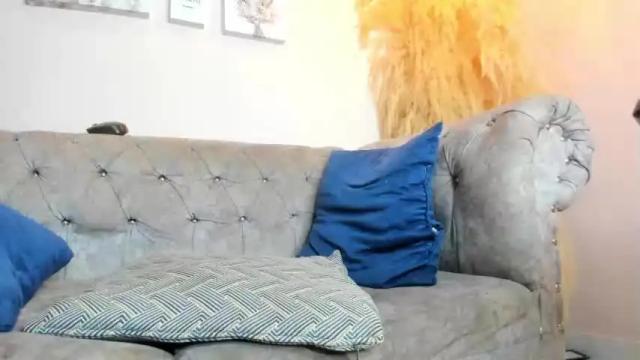 Image 6 of lia_smiith1 Stream on Chaturbate on 14 months ago