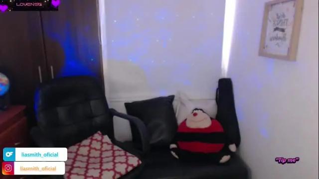 Image 4 of lia_smith87 Stream on Chaturbate on 3 months ago