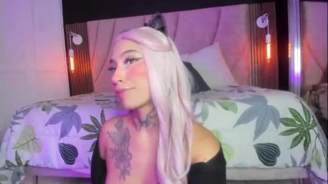 Image 4 of lia_thompson09 Stream on Chaturbate on 10 days ago