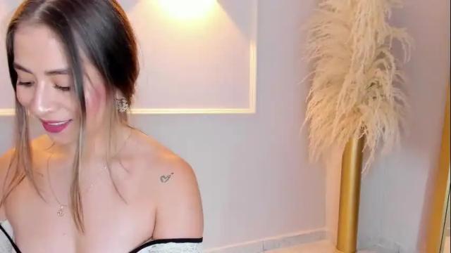 Image 4 of lia_walton__ Stream on Chaturbate on 1 month ago