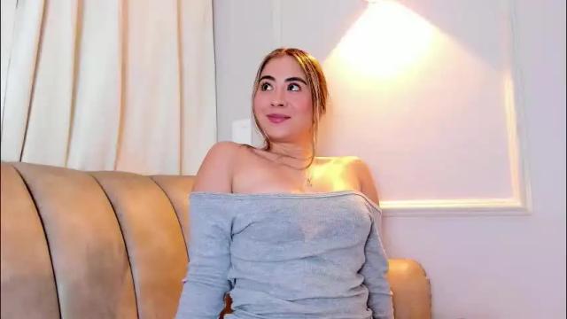 Image 6 of lia_walton__ Stream on Chaturbate on 1 month ago