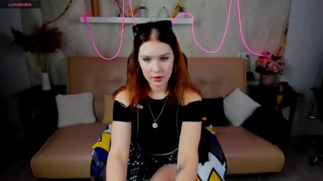 Image 11 of lia_xxgirl Stream on Chaturbate on 13 months ago