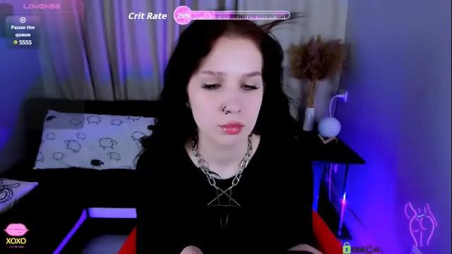 Image 2 of lia_xxgirl Stream on Chaturbate on 3 months ago