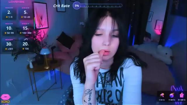 Image 12 of lia_xxgirl Stream on Chaturbate on 2 months ago