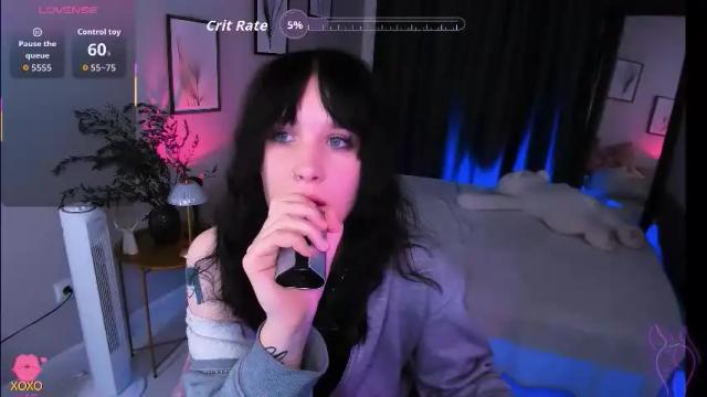 Image 2 of lia_xxgirl Stream on Chaturbate on 1 month ago